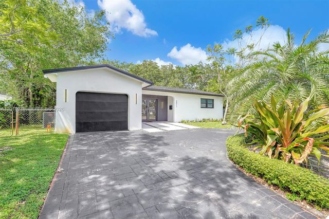 3411 Thomas St, Hollywood, FL 33021