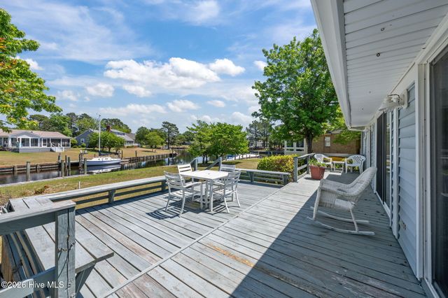 6007 Stern Court, New Bern, NC 28560