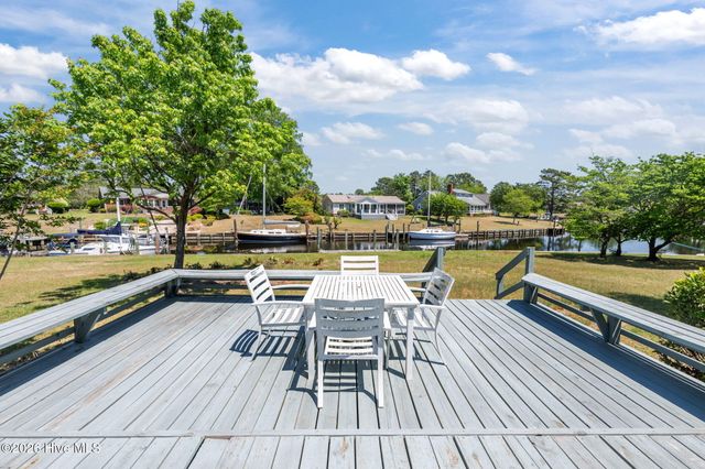 6007 Stern Court, New Bern, NC 28560