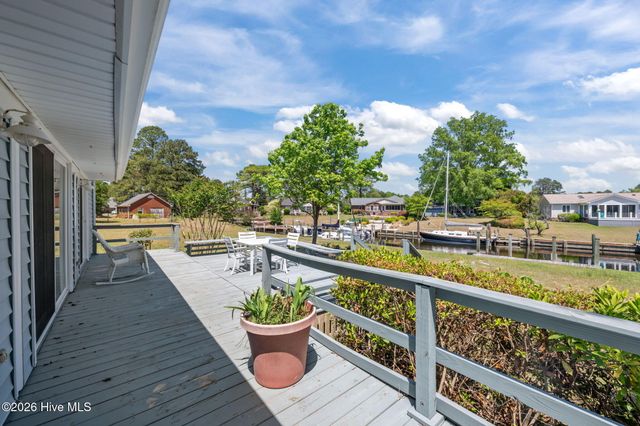 6007 Stern Court, New Bern, NC 28560