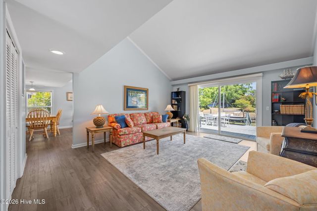 6007 Stern Court, New Bern, NC 28560