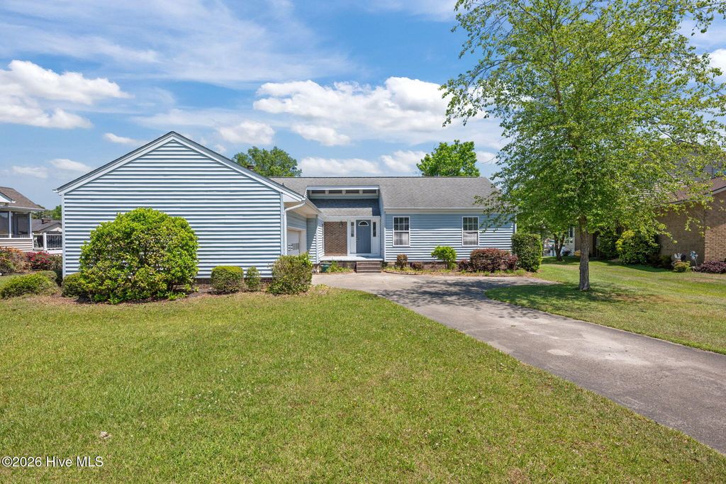 6007 Stern Court, New Bern, NC 28560