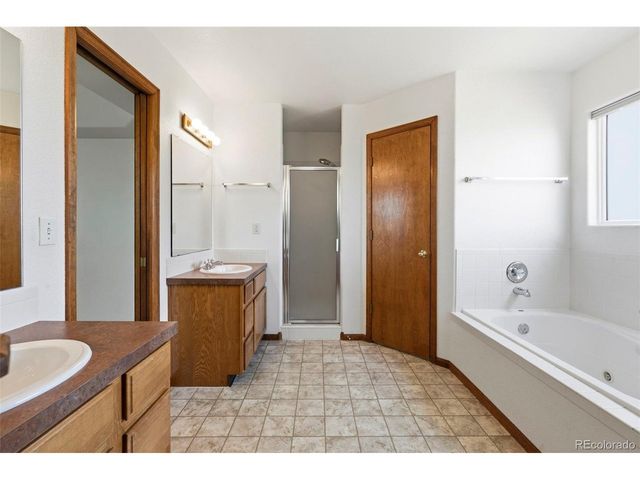 2162 Birdie Dr, Milliken, CO 80543