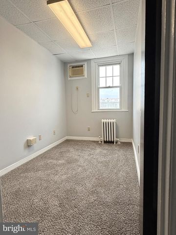 126 N MADISON AVE, Upper Darby, PA 19082
