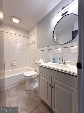 126 N MADISON AVE, Upper Darby, PA 19082