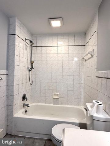 126 N MADISON AVE, Upper Darby, PA 19082