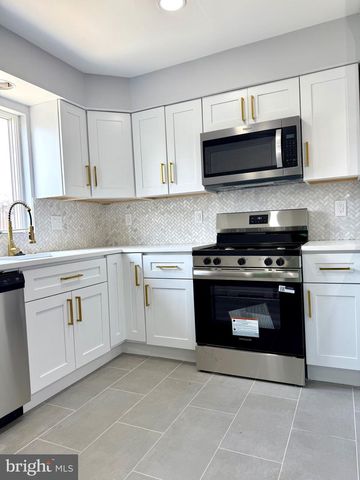 126 N MADISON AVE, Upper Darby, PA 19082