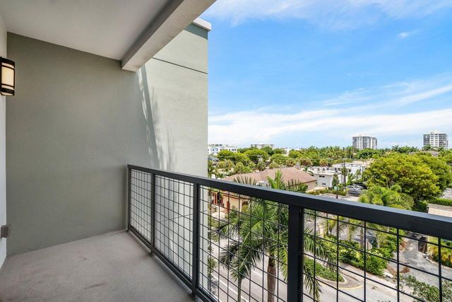 236 SE Fifth Avenue 303, Delray Beach, FL 33483