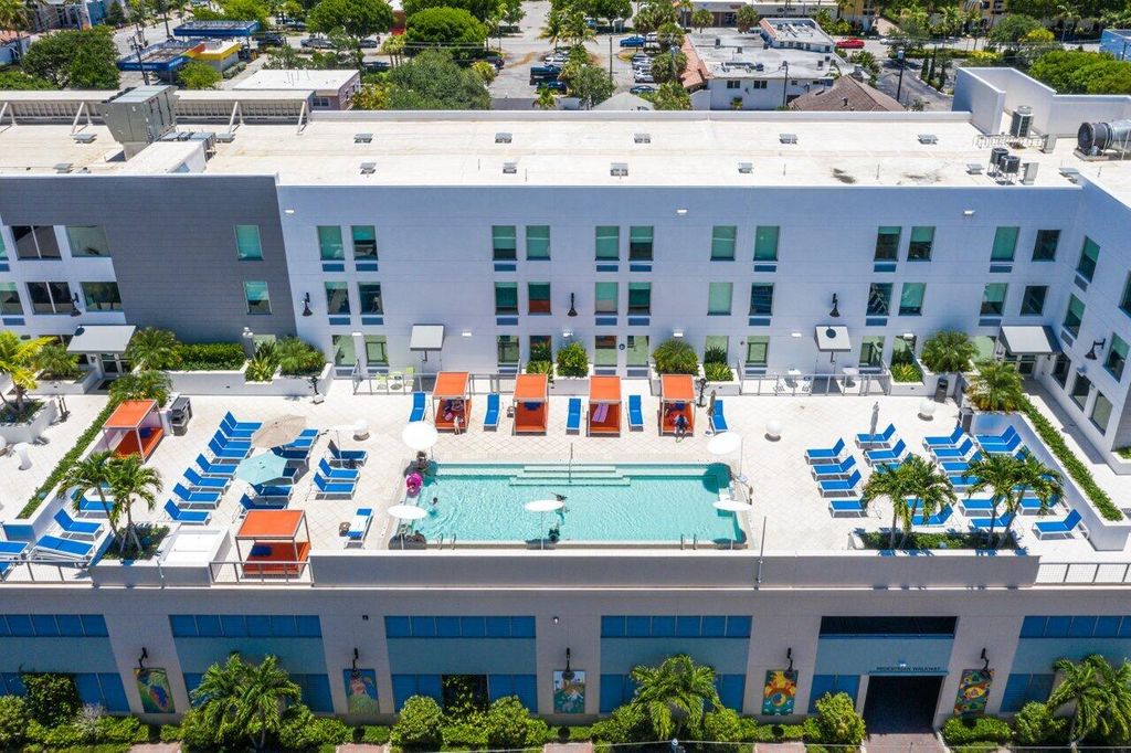 236 SE Fifth Avenue 303, Delray Beach, FL 33483