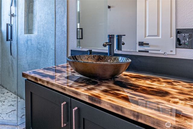 3510 S J Street, Tacoma, WA 98418