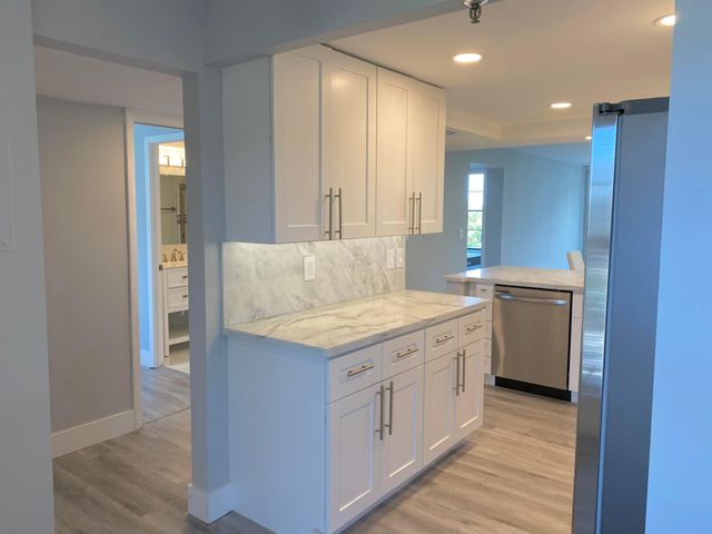 20 Royal Palm Way 401, Boca Raton, FL 33432