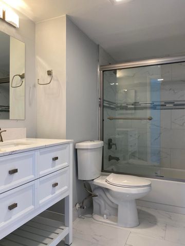 20 Royal Palm Way 401, Boca Raton, FL 33432