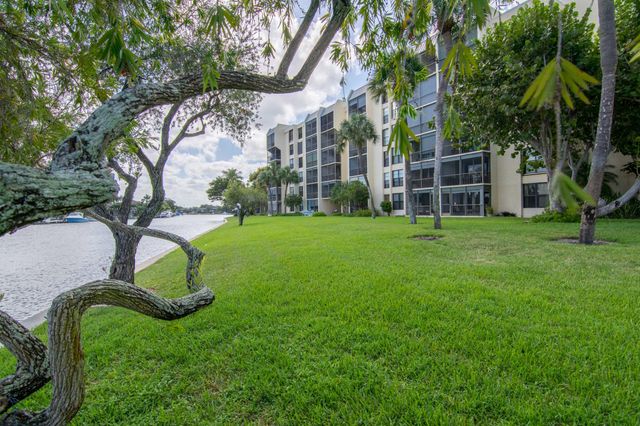 20 Royal Palm Way 401, Boca Raton, FL 33432