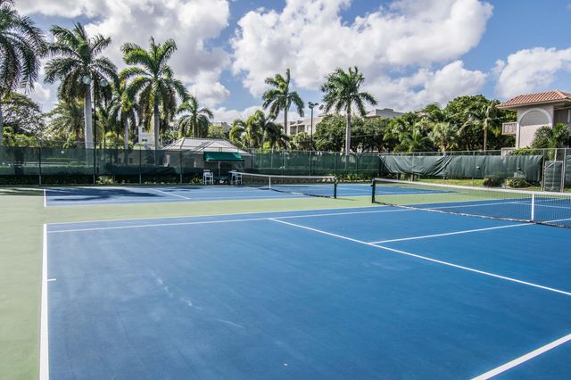 20 Royal Palm Way 401, Boca Raton, FL 33432