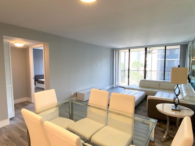 20 Royal Palm Way 401, Boca Raton, FL 33432