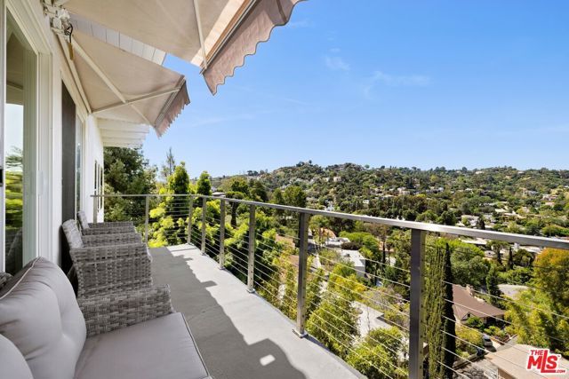 3233 Tareco Drive, Los Angeles, CA 90068