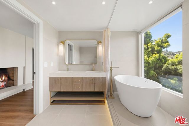 3233 Tareco Drive, Los Angeles, CA 90068
