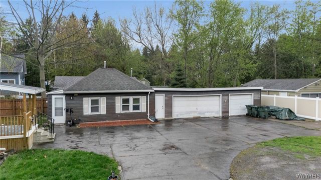 141 Borden Road, Cheektowaga, NY 14043