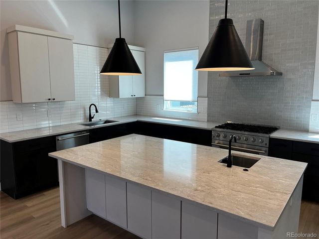 4560 W 13th Avenue, Denver, CO 80204