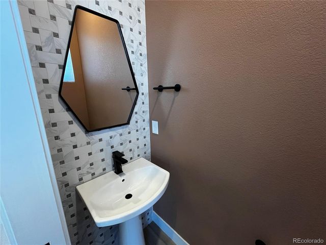 4560 W 13th Avenue, Denver, CO 80204