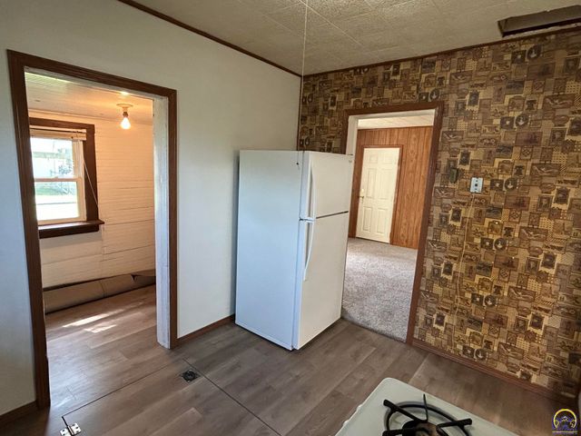 738 NE Green ST, Topeka, KS 66616