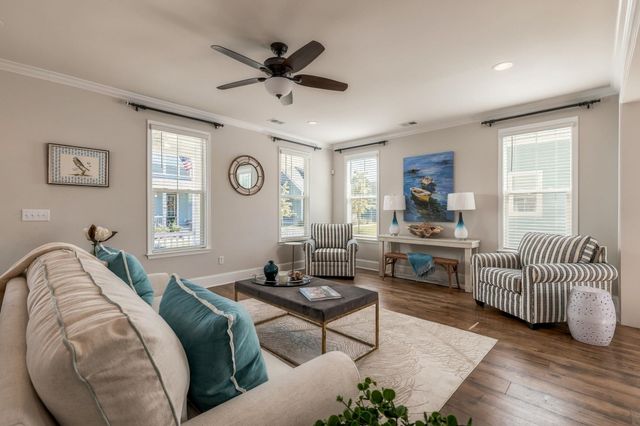 4063 McKinney Dr., Murrells Inlet, SC 29576