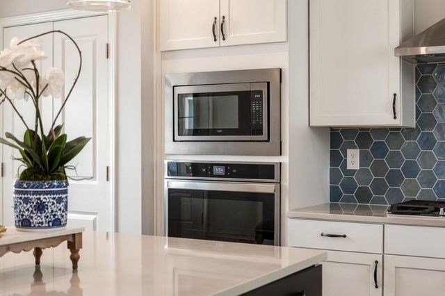 4063 McKinney Dr., Murrells Inlet, SC 29576