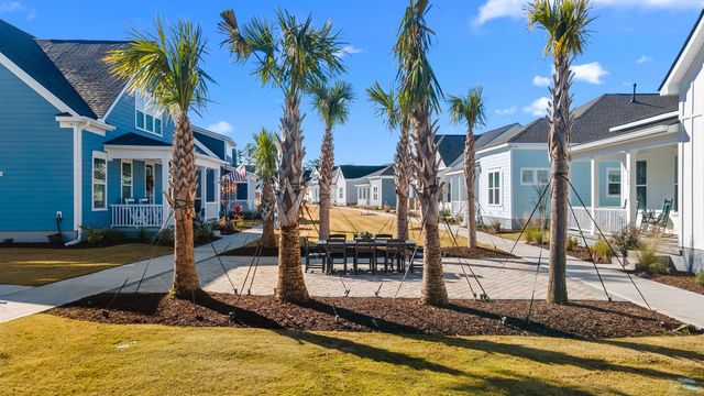 4063 McKinney Dr., Murrells Inlet, SC 29576