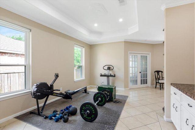 5343 Oak Cove Drive, Houston, TX 77091