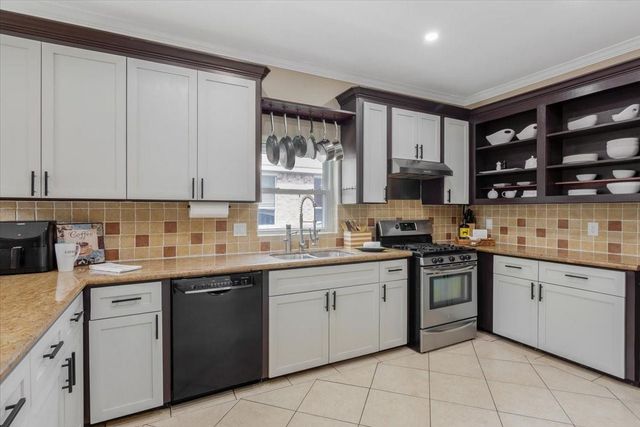 5343 Oak Cove Drive, Houston, TX 77091