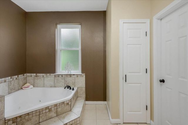 5343 Oak Cove Drive, Houston, TX 77091