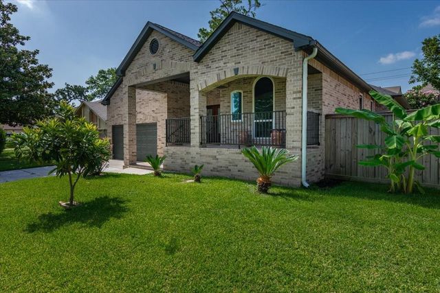 5343 Oak Cove Drive, Houston, TX 77091