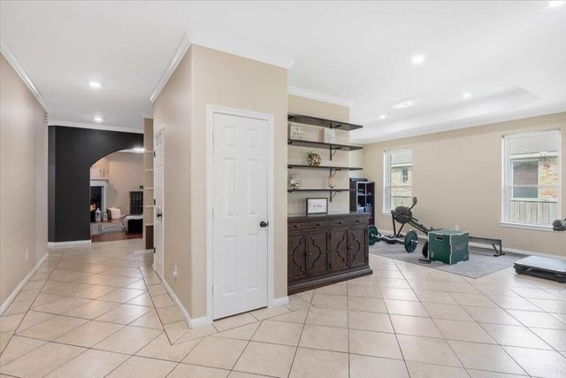 5343 Oak Cove Drive, Houston, TX 77091