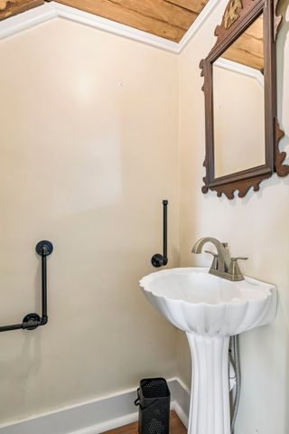 814 Hartsville Pike, Gallatin, TN 37066