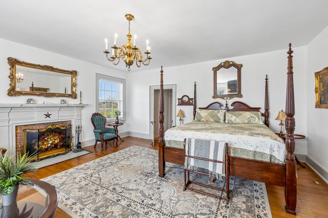 814 Hartsville Pike, Gallatin, TN 37066