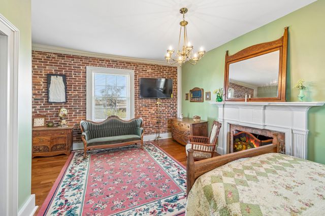 814 Hartsville Pike, Gallatin, TN 37066