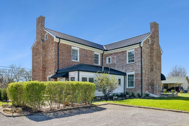 814 Hartsville Pike, Gallatin, TN 37066