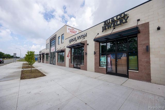 22150 Ford Road, Dearborn Heights, MI 48127