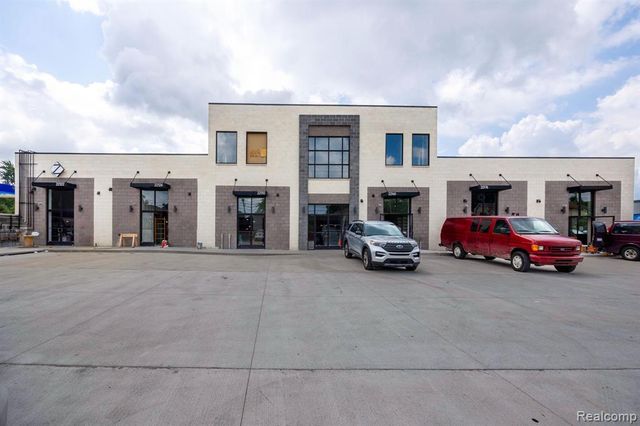 22150 Ford Road, Dearborn Heights, MI 48127