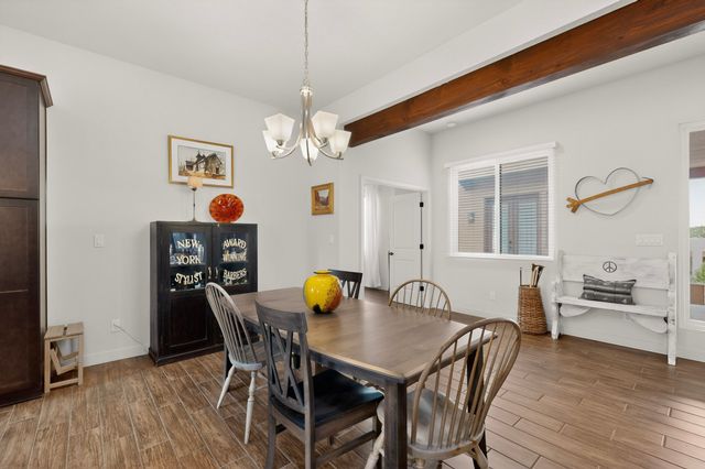 7 Via Harena, Santa Fe, NM 87507