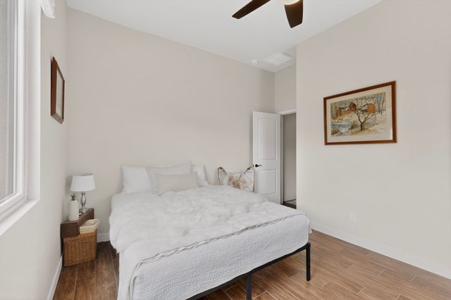 7 Via Harena, Santa Fe, NM 87507