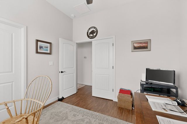7 Via Harena, Santa Fe, NM 87507