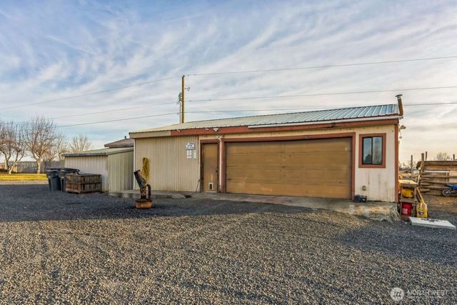 10068 Idano Road NE, Moses Lake, WA 98837