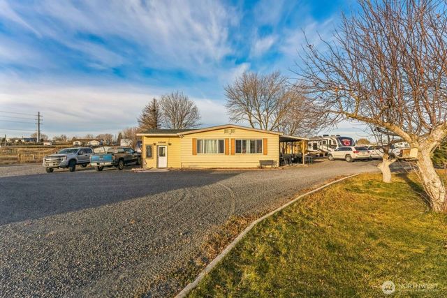 10068 Idano Road NE, Moses Lake, WA 98837