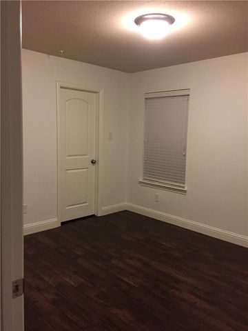 409 Busher Drive, Lewisville, TX 75067