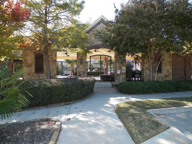 409 Busher Drive, Lewisville, TX 75067