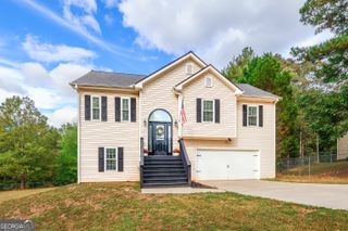 110 Corn Row Court, Newnan, GA 30263