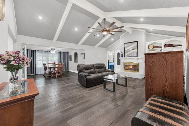 1105 Simpson Terrace, Bedford, TX 76021