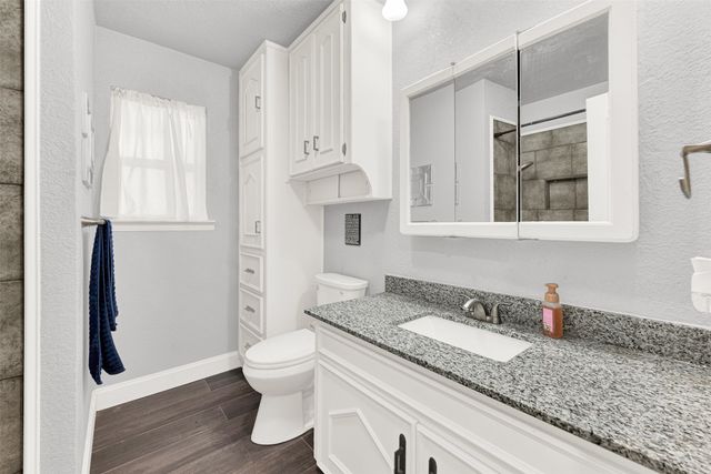 1105 Simpson Terrace, Bedford, TX 76021