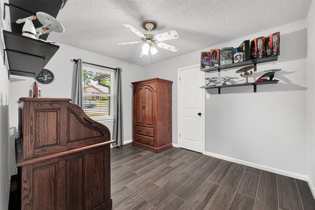 1105 Simpson Terrace, Bedford, TX 76021